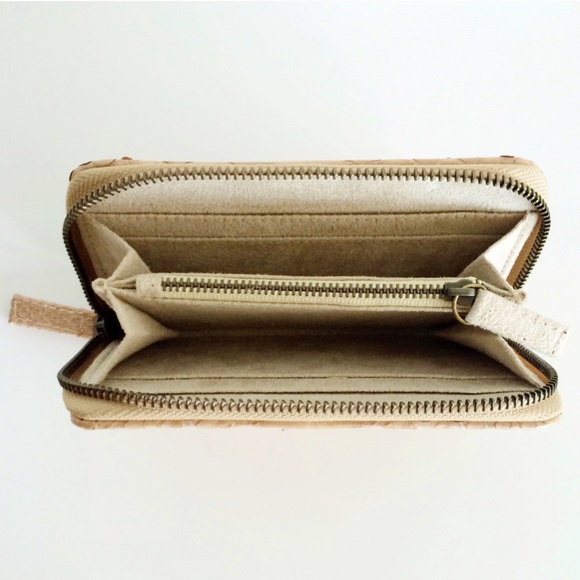 Python Wallet (Beige) - Picture 5 of 5